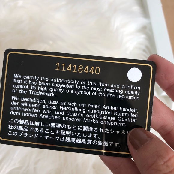 AUTHENTIC CHANEL WALLET - Picture 10 of 10